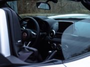 Quel désodorisant choisir pour parfumer agréablement une voiture ? parfum interieur voiture